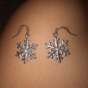 STERLING SILVER snowflake dangly earrings